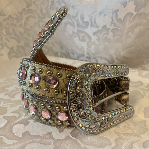 Blazin Roxx Lady’s M Western Belt, Faux Snake Skin, Pink Rhinestones - Picture 2 of 10